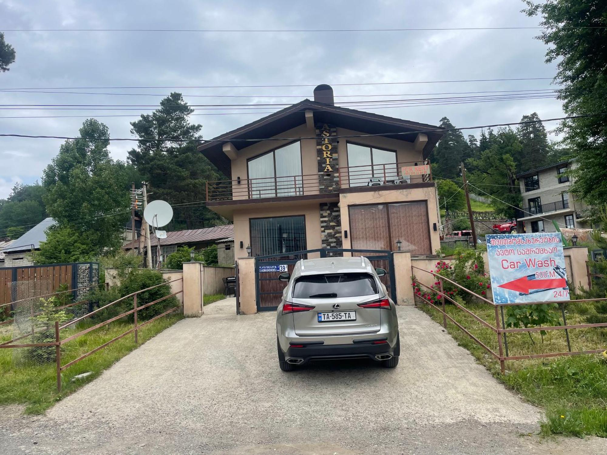 Villa Astoria 巴库里阿尼 外观 照片